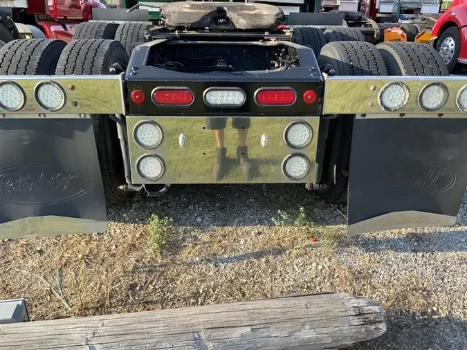 2022 PETERBILT 579