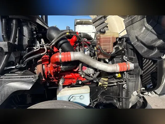 2022 INTERNATIONAL LT