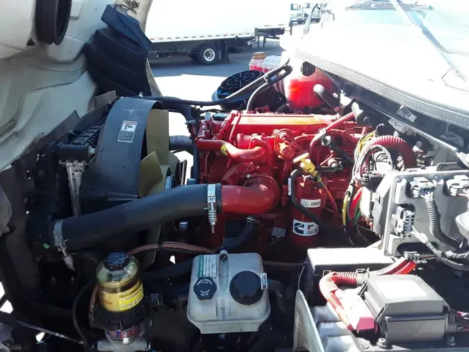 2020 FREIGHTLINER/MERCEDES M2 106