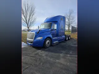 2022 International LT625