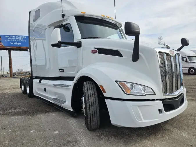 2023 PETERBILT 579