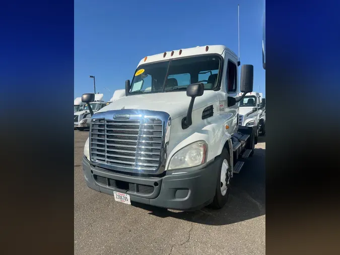 2013 FREIGHTLINER/MERCEDES CASCADIA 11325de62471ab3a8bdb9b3ff22acf99223