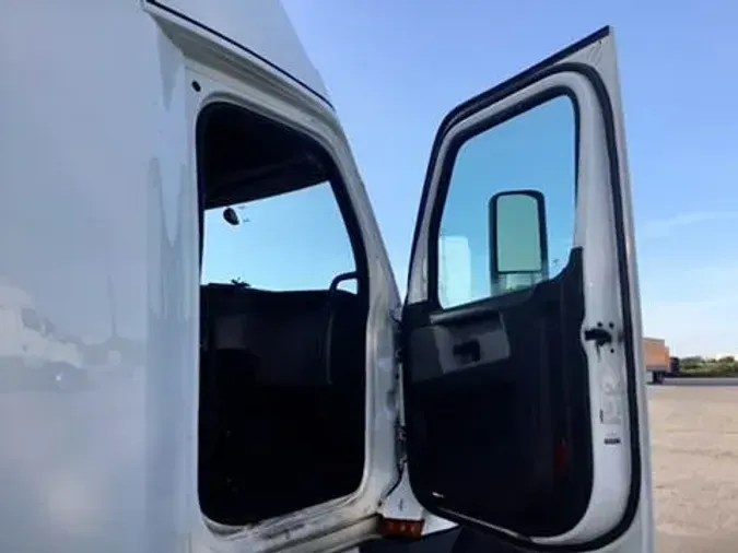 2020 Freightliner Cascadia