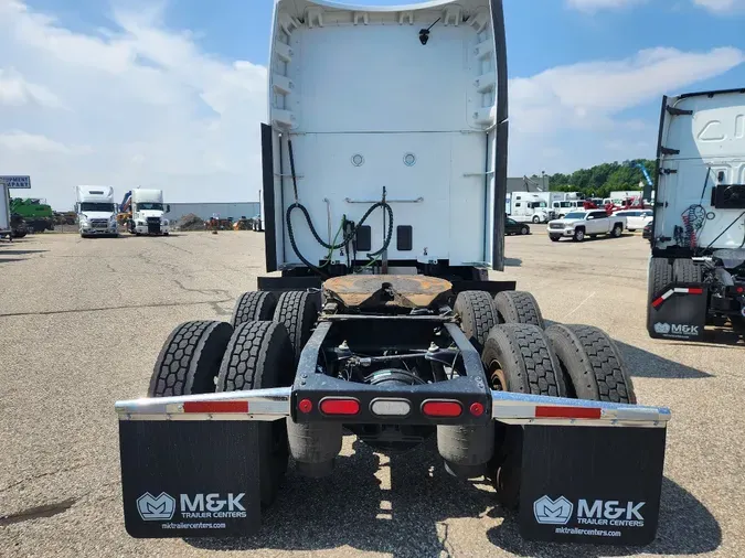 2023 PETERBILT 579