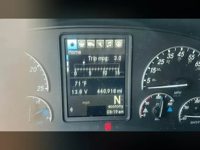 2022 Freightliner Cascadia 126