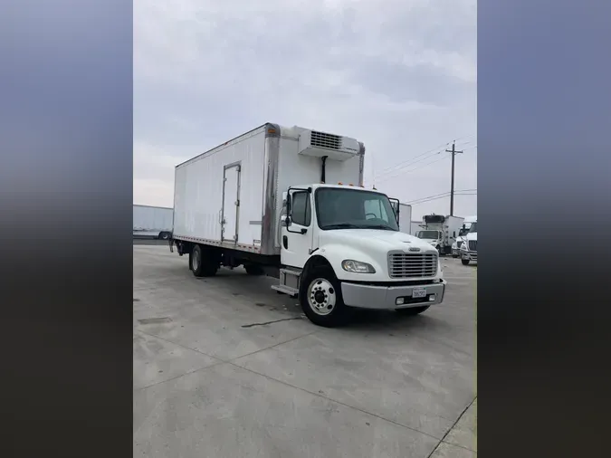 2016 FREIGHTLINER/MERCEDES M2 106