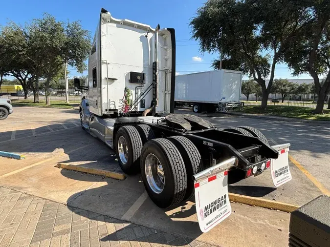 2022 Kenworth T68025ef11e870140b061d769f8ab5d7d67c
