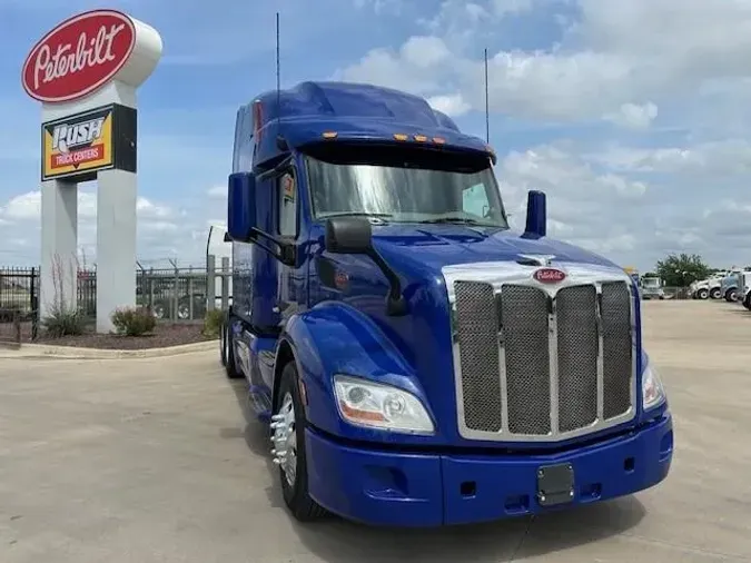 2022 Peterbilt 579