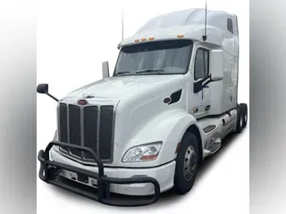 2022 Peterbilt 579