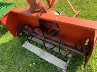 1998 Massey Ferguson 60" 3pt Blower
