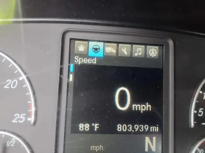 2021 FREIGHTLINER/MERCEDES CASCADIA PX11664ST