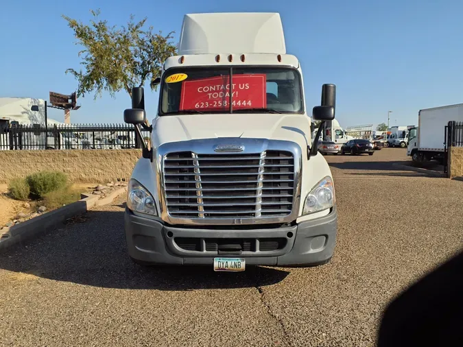 2017 FREIGHTLINER/MERCEDES CASCADIA 125