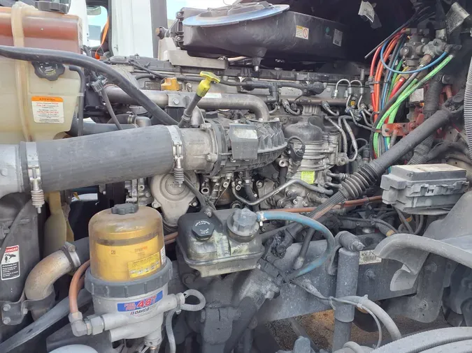 2019 FREIGHTLINER/MERCEDES CASCADIA 125