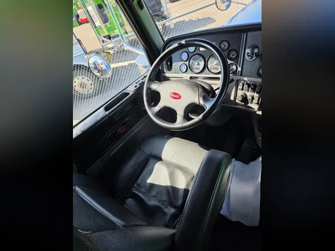 2022 Peterbilt 3892604a7bf745057371bf2238667a43da0