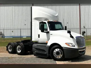2021 INT LT625 6x4