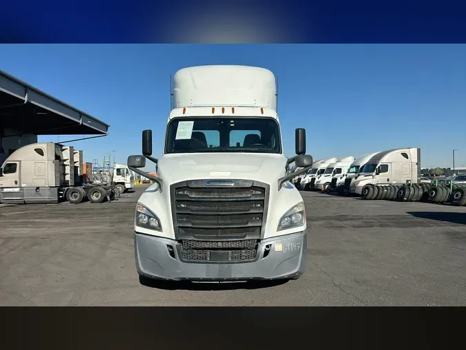 2019 Freightliner Cascadia 12626064c11c264721e59cadc1198aa216c