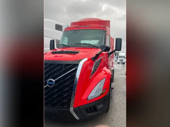 2025 VOLVO VNL64T3002606c69157880deaf48370a3247336fd