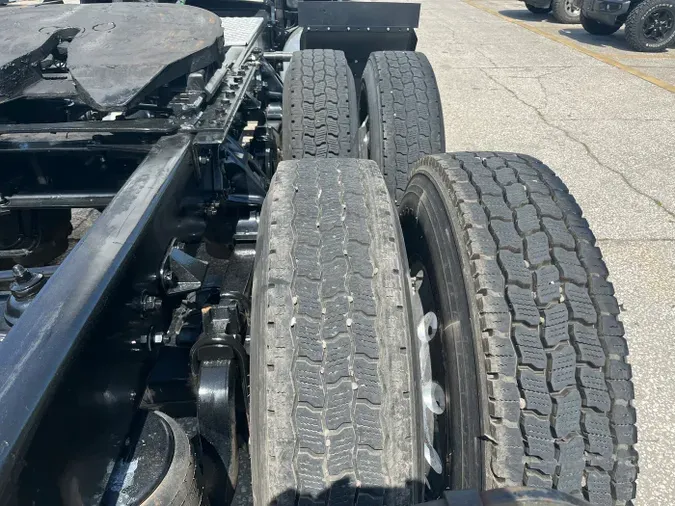 2022 Kenworth T680