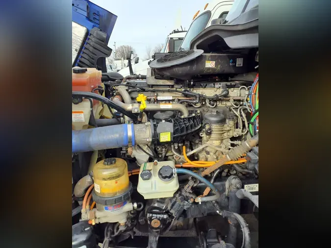 2019 FREIGHTLINER/MERCEDES CASCADIA 125