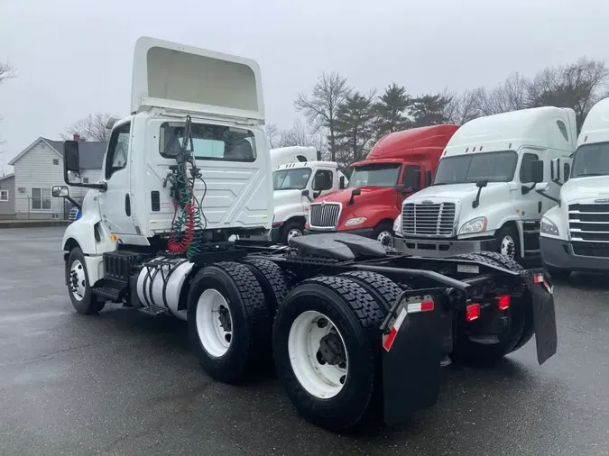 2019 NAVISTAR INTERNATIONAL LT625 DAYCAB T/A