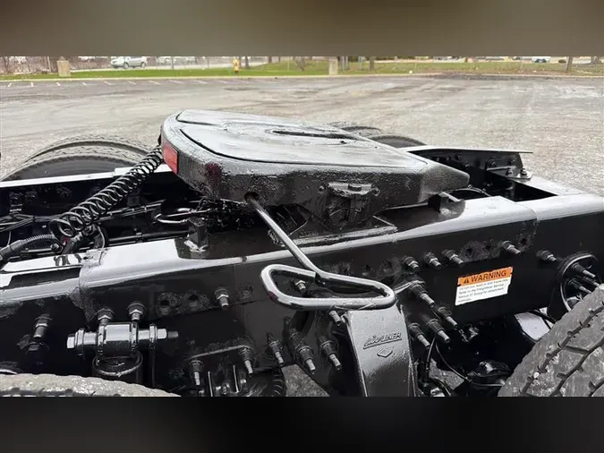 2022 FREIGHTLINER CA126