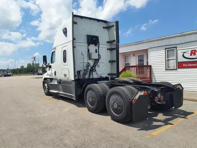 2020 FREIGHTLINER CASCADIA 125