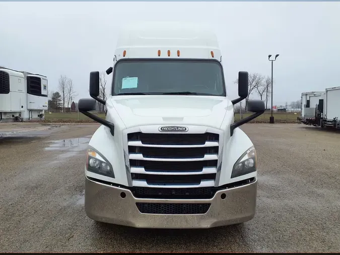2020 FREIGHTLINER/MERCEDES NEW CASCADIA PX12664