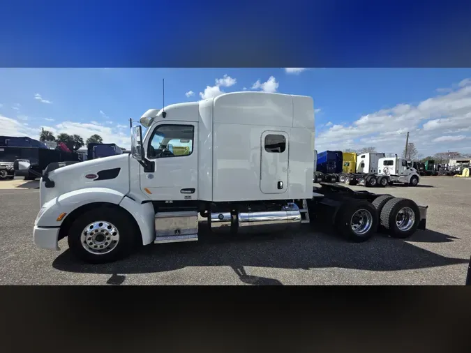 2022 Peterbilt 579
