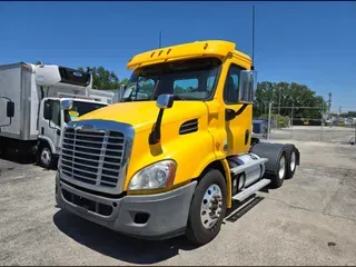 2019 FREIGHTLINER/MERCEDES CASCADIA 113