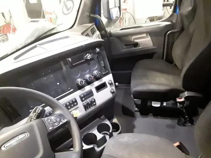 2020 FREIGHTLINER/MERCEDES NEW CASCADIA PX12664