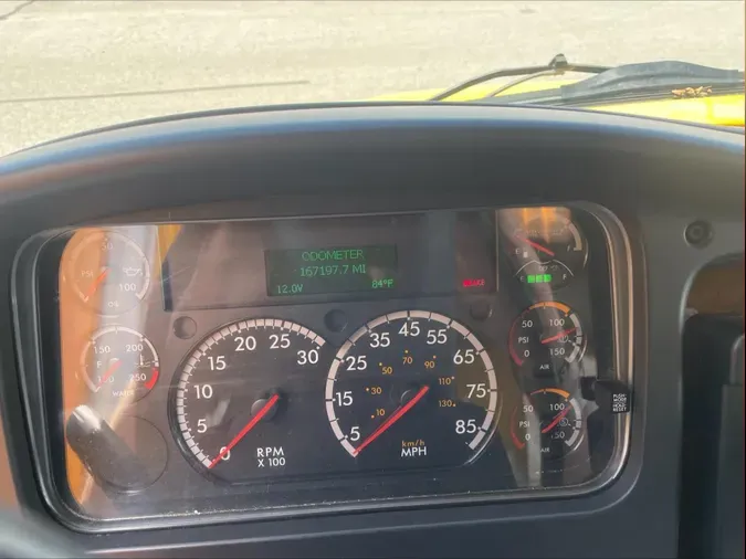 2019 Freightliner Business Class M2 106