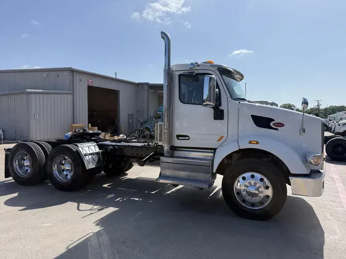 2020 Peterbilt 567