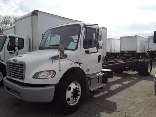 2017 FREIGHTLINER/MERCEDES M2 106