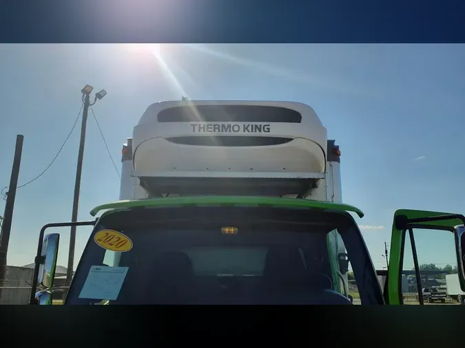 2020 FREIGHTLINER/MERCEDES M2 106