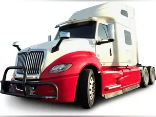 2022 International LT625