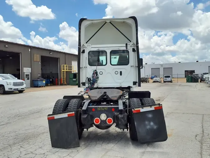 2019 FREIGHTLINER CASCADIA 113