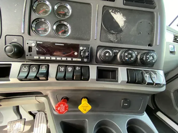 2020 Kenworth T680