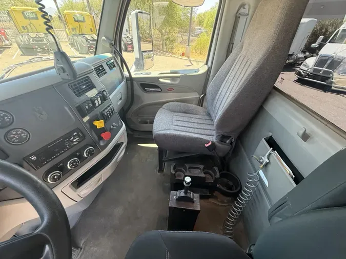2020 Peterbilt 579
