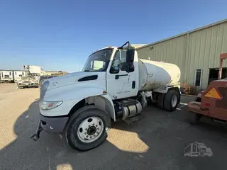2019 INTERNATIONAL DURASTAR 4300