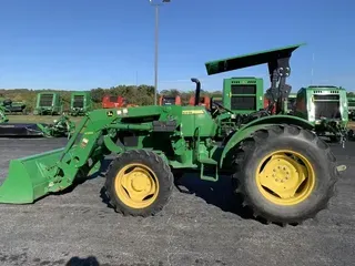 2016 John Deere 5065E