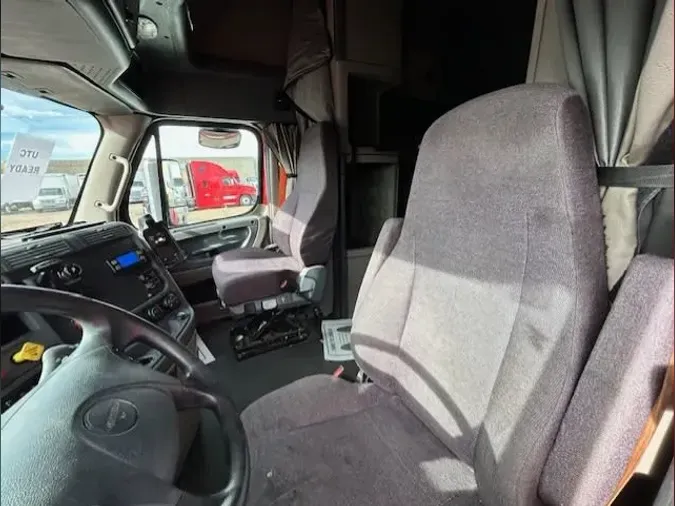 2019 FREIGHTLINER/MERCEDES CASCADIA 125