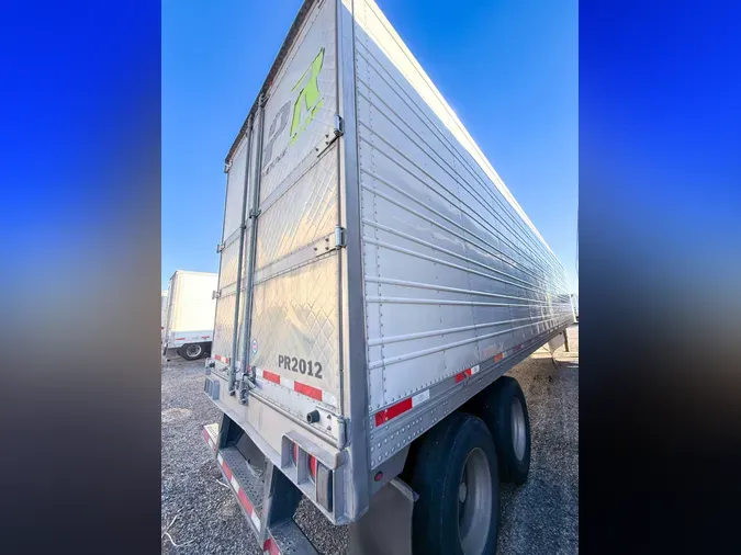 2021 UTILITY VS2RA263a6ff6d9758cafb4503224c82c8938