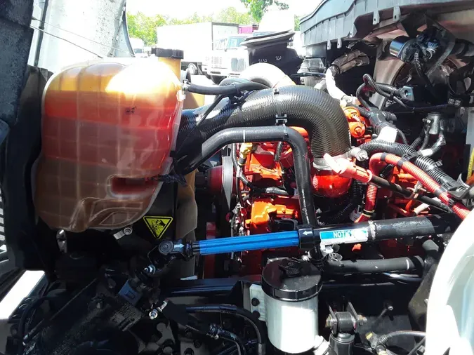 2018 NAVISTAR INTERNATIONAL 4300