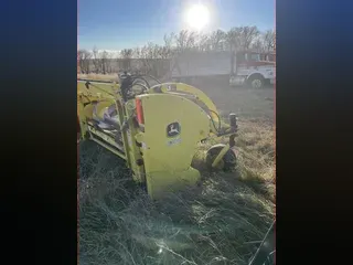 2013 John Deere 630