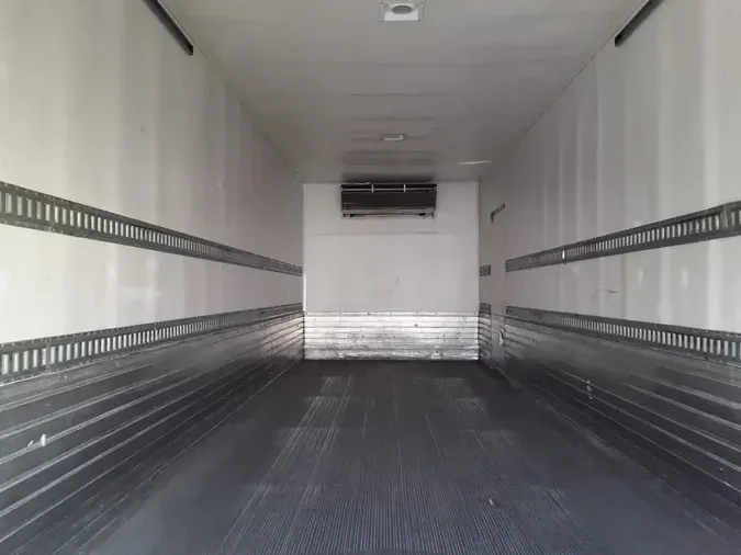 2015 FREIGHTLINER/MERCEDES M2 106