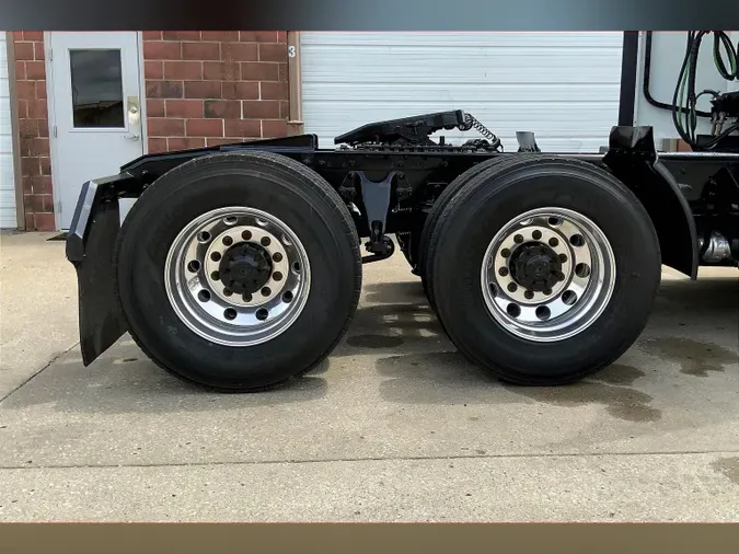 2021 INT LT625 6x4