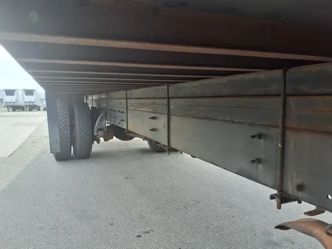 2018 FREIGHTLINER M2 106