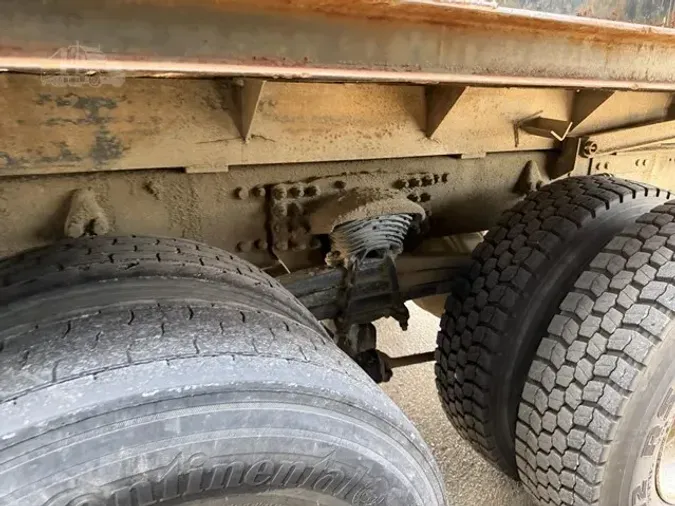 2006 FREIGHTLINER BUSINESS CLASS M2 106