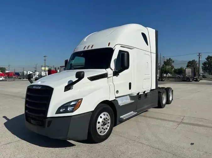 2021 Freightliner Cascadia