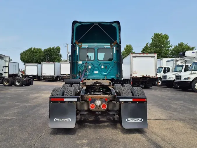 2019 FREIGHTLINER NEW CASCADIA PX12664